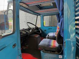 MERCEDES-BENZ - 608 - 1980/1980 - Azul - R$ 80.000,00