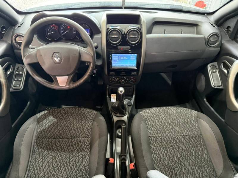 RENAULT - DUSTER - 2015/2016 - Prata - R$ 61.000,00