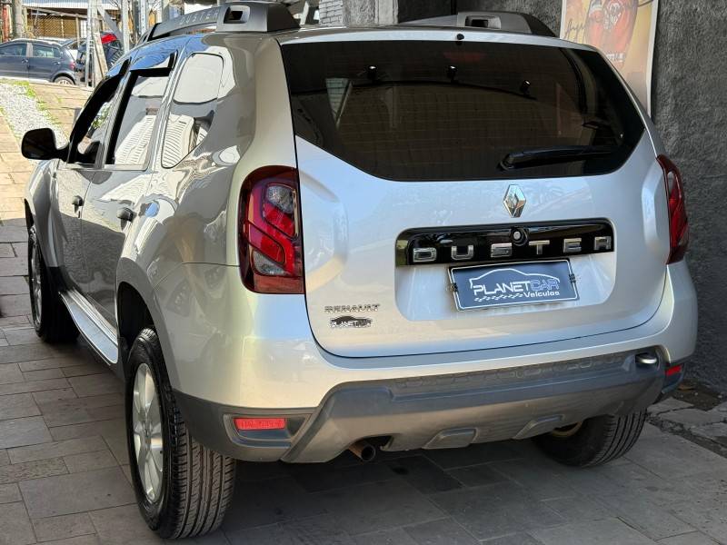 RENAULT - DUSTER - 2015/2016 - Prata - R$ 61.000,00