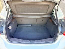 FORD - FOCUS - 2014/2015 - Branca - R$ 62.000,00