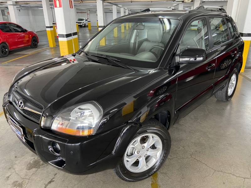 HYUNDAI - TUCSON - 2013/2014 - Preta - R$ 54.000,00