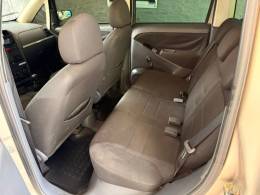 FIAT - IDEA - 2006/2007 - Bege - R$ 24.500,00