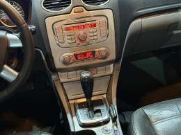 FORD - FOCUS - 2012/2013 - Prata - R$ 43.000,00